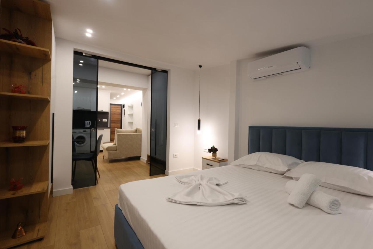 Come&Recome Tirana Apartments Exterior photo